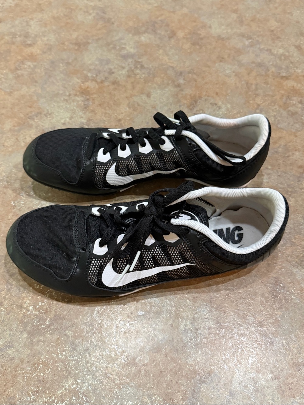 Men's Nike Zoom Rival MD 7 Track
Shoes. Size 9.5